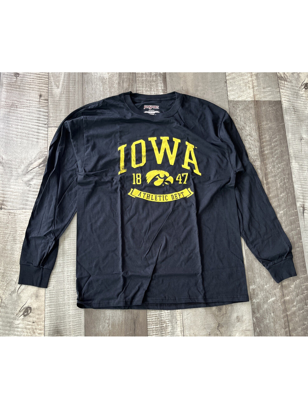 JanSport University of Iowa long-sleeve t-shirt  Men’s Large 100% Cotton College